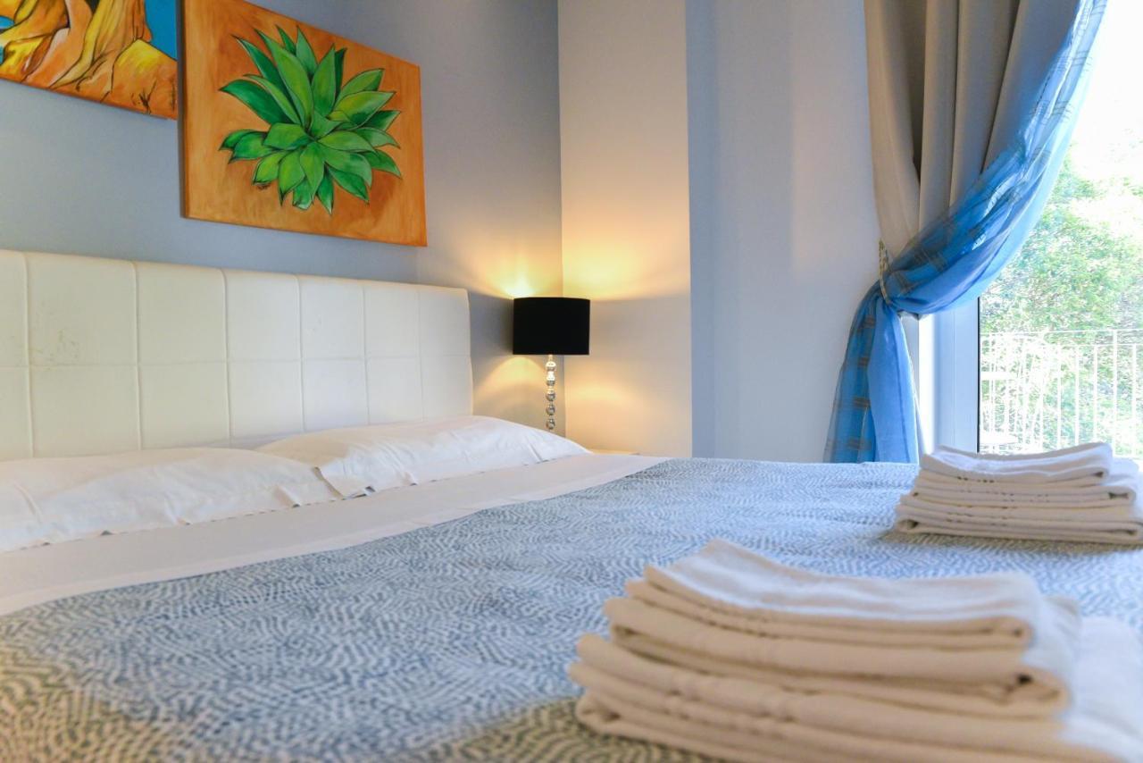 Palazzo Leo Suite And Apartment Lecce Exterior photo