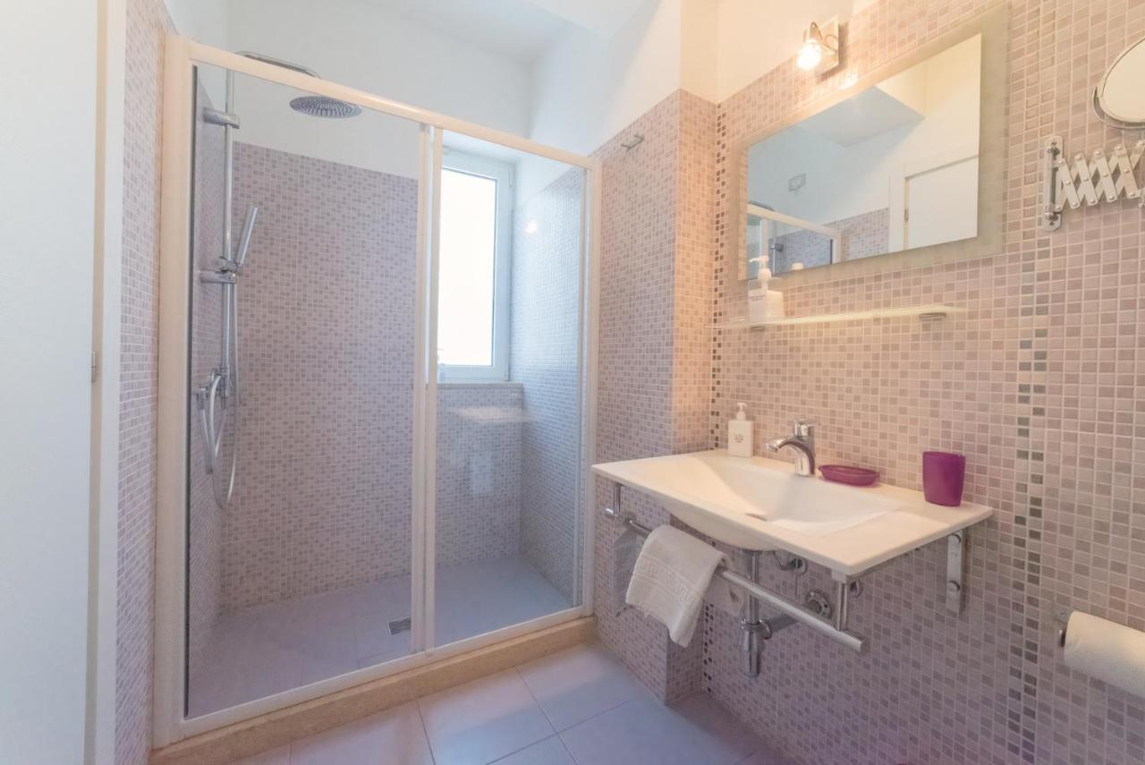 Palazzo Leo Suite And Apartment Lecce Exterior photo